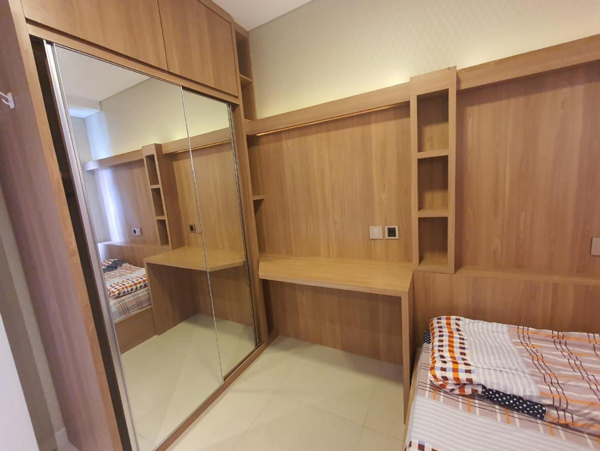 Madison Park Apartment Near Mall Central Park Yakarta Exterior foto
